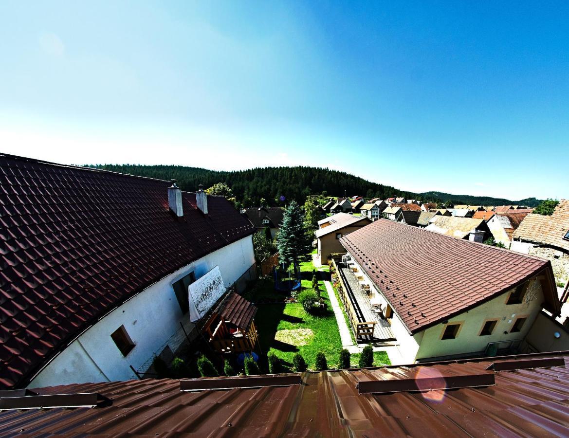 Vila Rhea Apartamento Važec Exterior foto